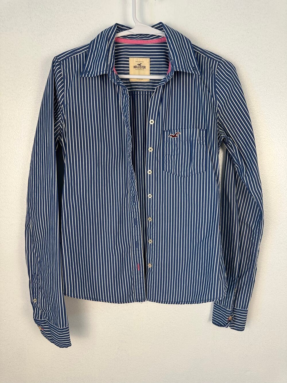 Hollister Women's button-down shirt blue and white striped embroidered logo XS